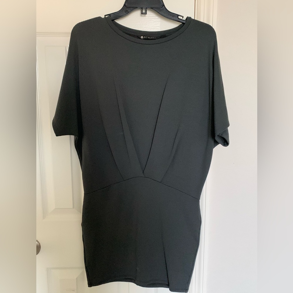 Athlete charcoal gray above the knee dress with a bit of cinching